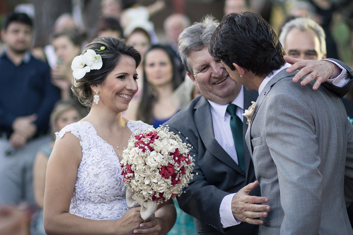 Buquê de Papel, Amor eterno – Renata e Vinícius