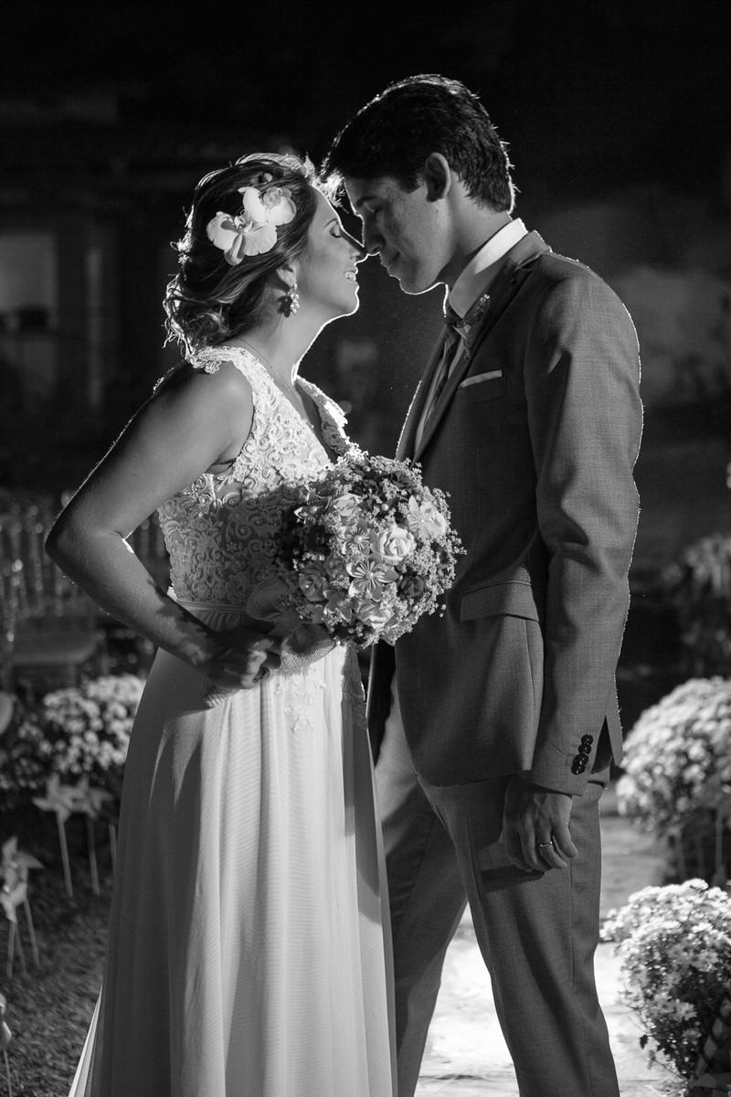 Buquê de Papel, Amor eterno – Renata e Vinícius