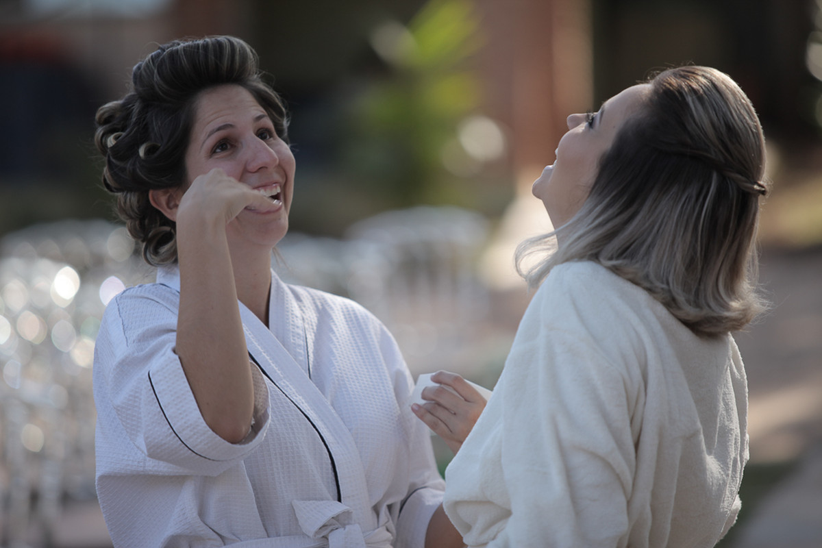 Buquê de Papel, Amor eterno – Renata e Vinícius