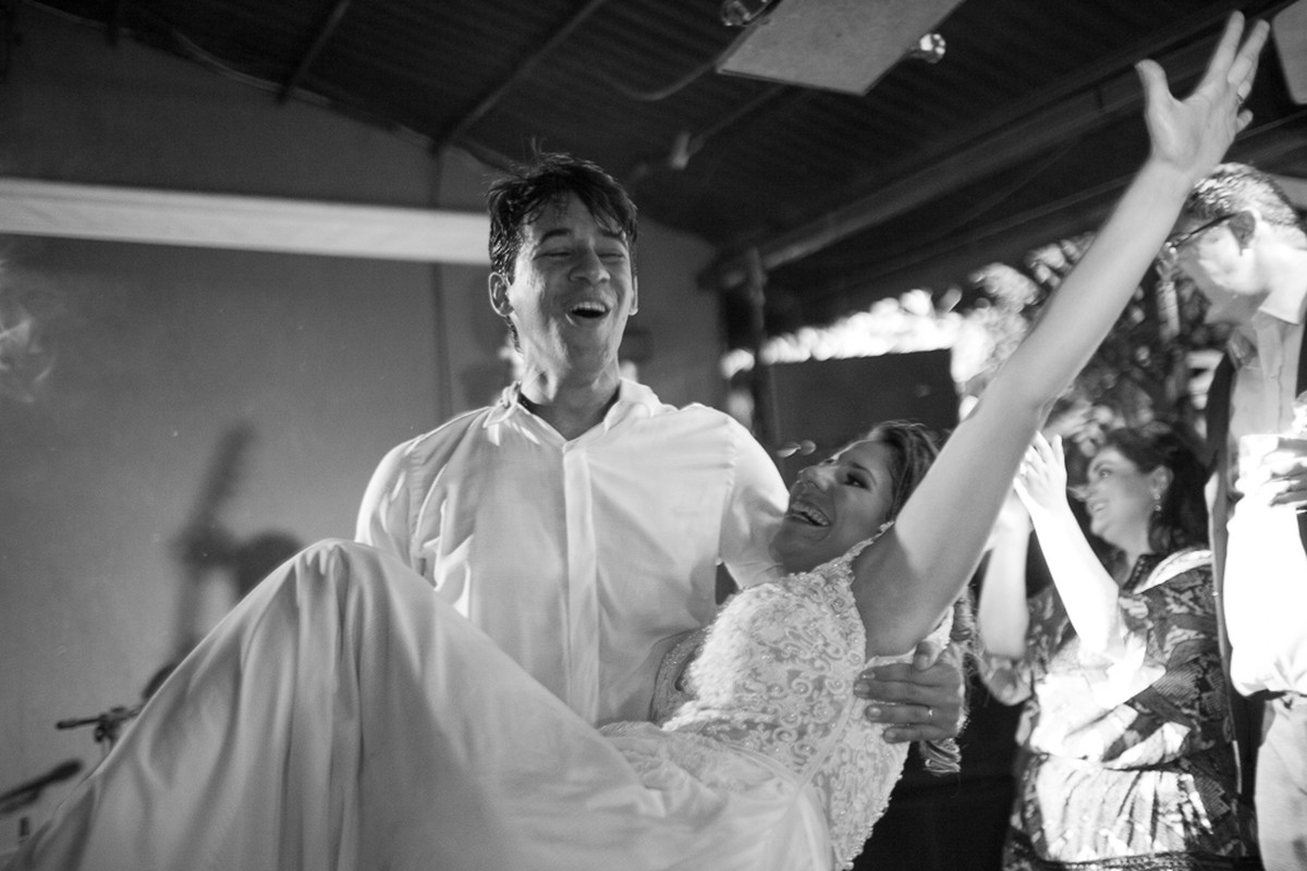 Buquê de Papel, Amor eterno – Renata e Vinícius