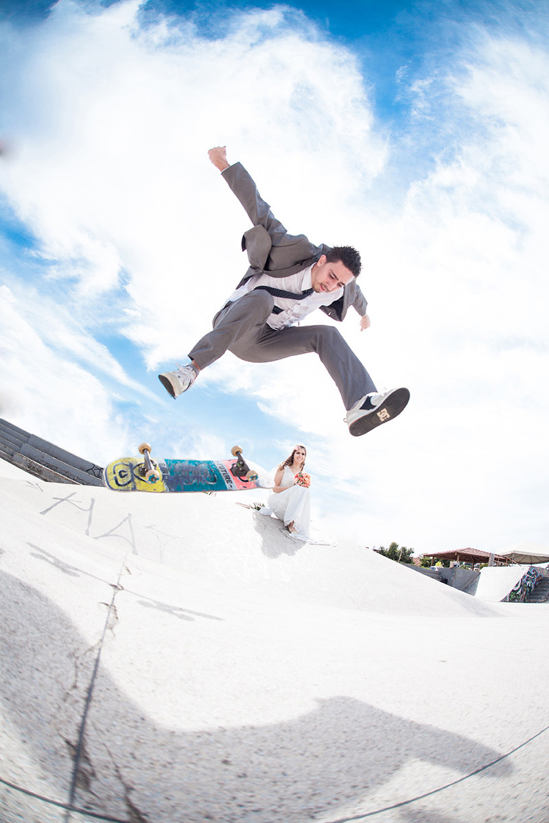 Skate, casamento, verde e amor