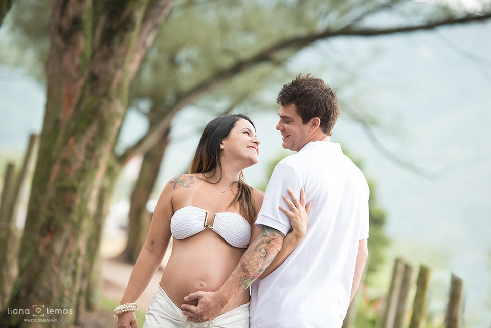 Ensaio de gestante; fotografia de gestante; fotografa de gestante; ensaio de gestante lifestyle; ensaio de gestante externo; estúdio fotográfico rio de janeiro; book de gestante.
