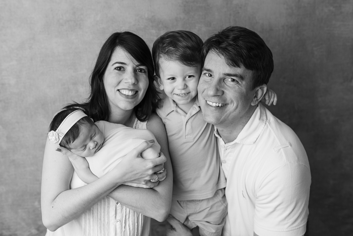 ensaio newborn; estudio de fotografia de recém nascidos; fotografia newborn; fotos de bebes; ensaio de recém nascidos; estúdio especializado em newborn; baby; bebes; fotografa newborn