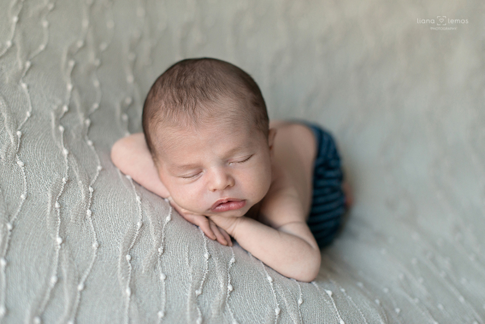 ensaio newborn; estudio de fotografia de recém nascidos; fotografia newborn; fotos de bebes; ensaio de recém nascidos; estúdio especializado em newborn; baby; bebes; fotografa newborn