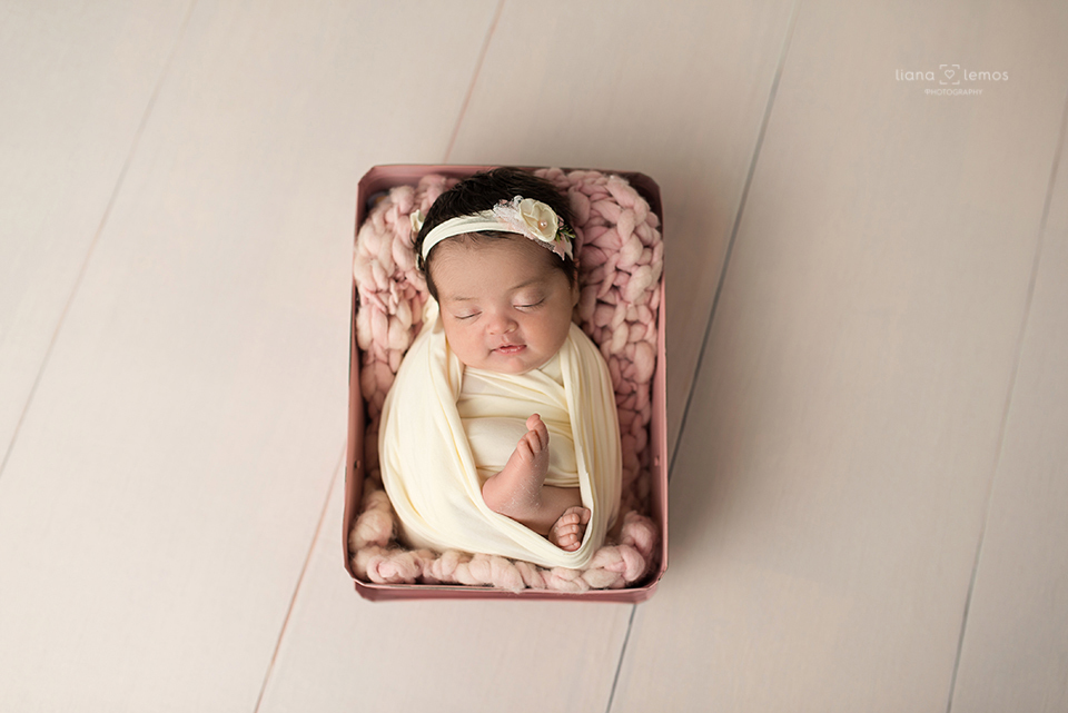 ensaio newborn; estudio de fotografia de recém nascidos; fotografia newborn; fotos de bebes; ensaio de recém nascidos; estúdio especializado em newborn; baby; bebes; fotografa newborn