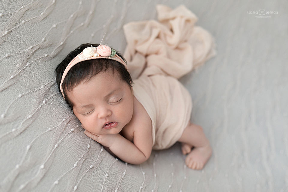 ensaio newborn; estudio de fotografia de recém nascidos; fotografia newborn; fotos de bebes; ensaio de recém nascidos; estúdio especializado em newborn; baby; bebes; fotografa newborn