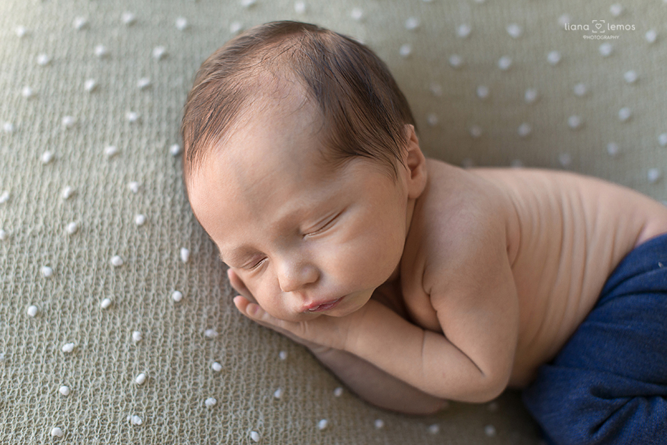 ensaio newborn; estudio de fotografia de recém nascidos; fotografia newborn; fotos de bebes; ensaio de recém nascidos; estúdio especializado em newborn no rio de janeiro; baby; bebes; fotografa newborn no rio de janeiro