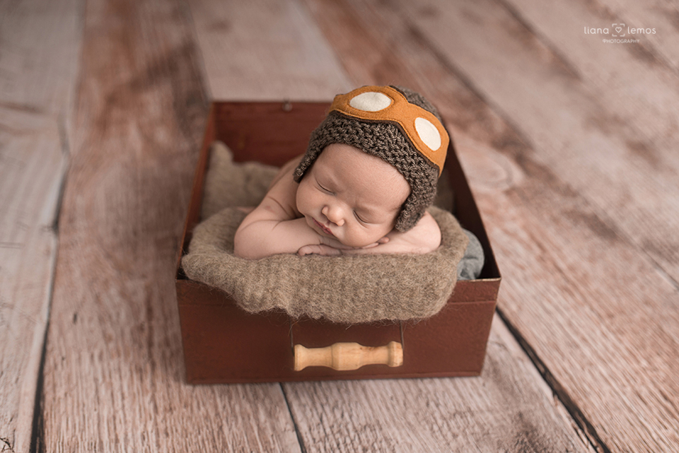 ensaio newborn; estudio de fotografia de recém nascidos; fotografia newborn; fotos de bebes; ensaio de recém nascidos; estúdio especializado em newborn no rio de janeiro; baby; bebes; fotografa newborn no rio de janeiro