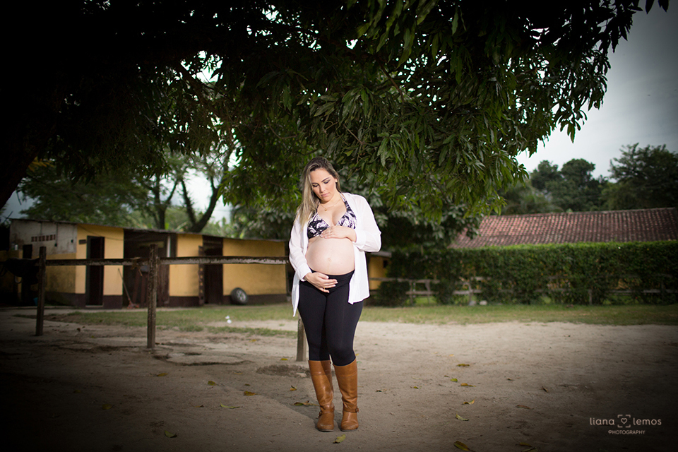 Ensaio de gestante no rio de janeiro; fotografia de gestante; fotografa de gestante no rio de janeiro; ensaio de gestante lifestyle; ensaio de gestante externo; estúdio fotográfico rio de janeiro; book de gestante