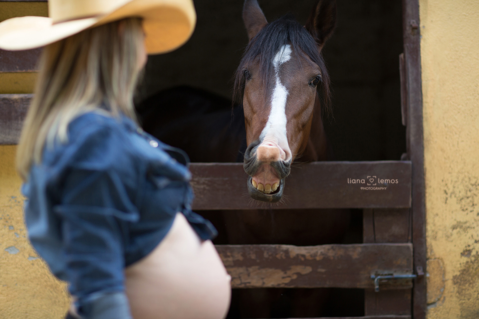 Ensaio de gestante no rio de janeiro; fotografia de gestante; fotografa de gestante no rio de janeiro; ensaio de gestante lifestyle; ensaio de gestante externo; estúdio fotográfico rio de janeiro; book de gestante
