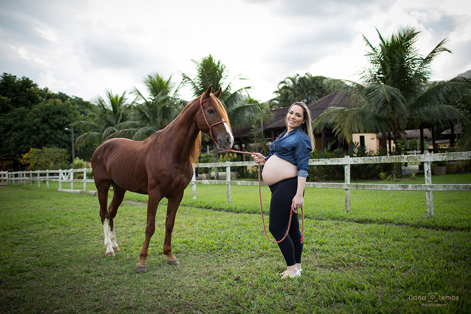 Ensaio de gestante no rio de janeiro; fotografia de gestante; fotografa de gestante no rio de janeiro; ensaio de gestante lifestyle; ensaio de gestante externo; estúdio fotográfico rio de janeiro; book de gestante