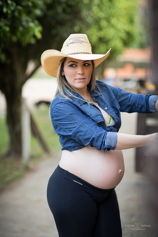 Ensaio de gestante no rio de janeiro; fotografia de gestante; fotografa de gestante no rio de janeiro; ensaio de gestante lifestyle; ensaio de gestante externo; estúdio fotográfico rio de janeiro; book de gestante