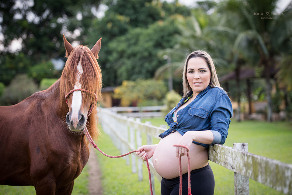 Ensaio de gestante no rio de janeiro; fotografia de gestante; fotografa de gestante no rio de janeiro; ensaio de gestante lifestyle; ensaio de gestante externo; estúdio fotográfico rio de janeiro; book de gestante