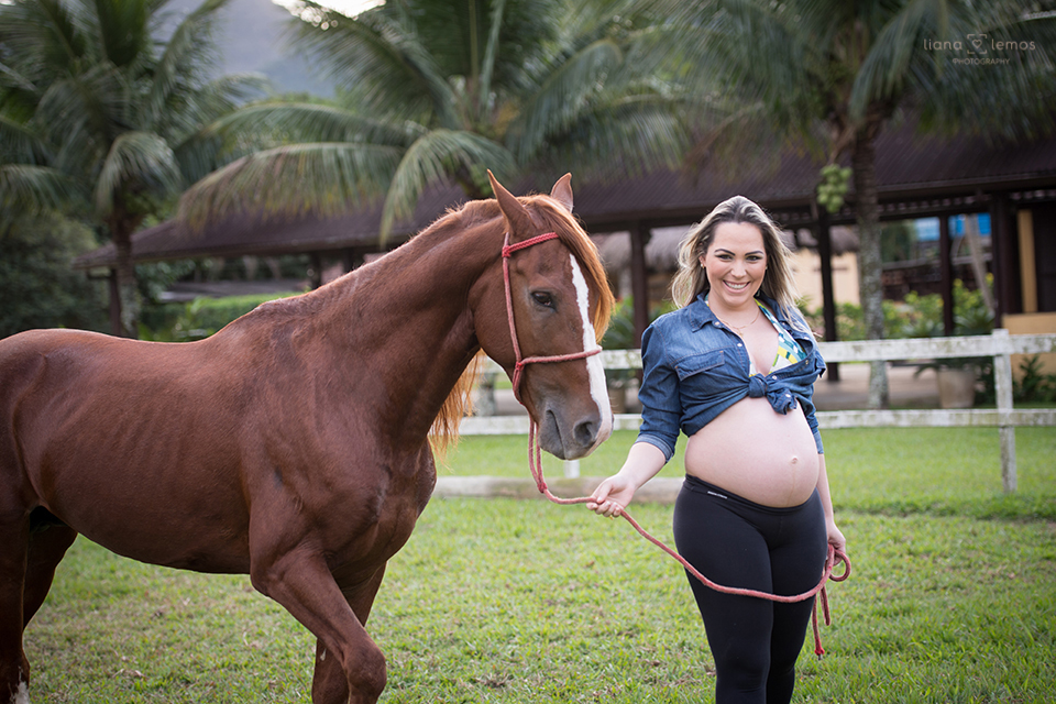 Ensaio de gestante no rio de janeiro; fotografia de gestante; fotografa de gestante no rio de janeiro; ensaio de gestante lifestyle; ensaio de gestante externo; estúdio fotográfico rio de janeiro; book de gestante