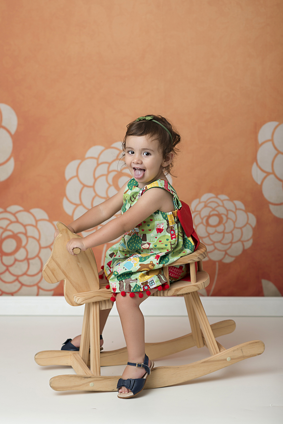 Ensaio infantil; fotografia de acompanhamento; acompanhamento de bebes; fotografia infantil; estúdio especializado em fotografia infantil; fotografa infantil; bebes lindos; ensaio com bebês; 
fotografia de crianças.
Ensaio infantil; fotografia de acompa