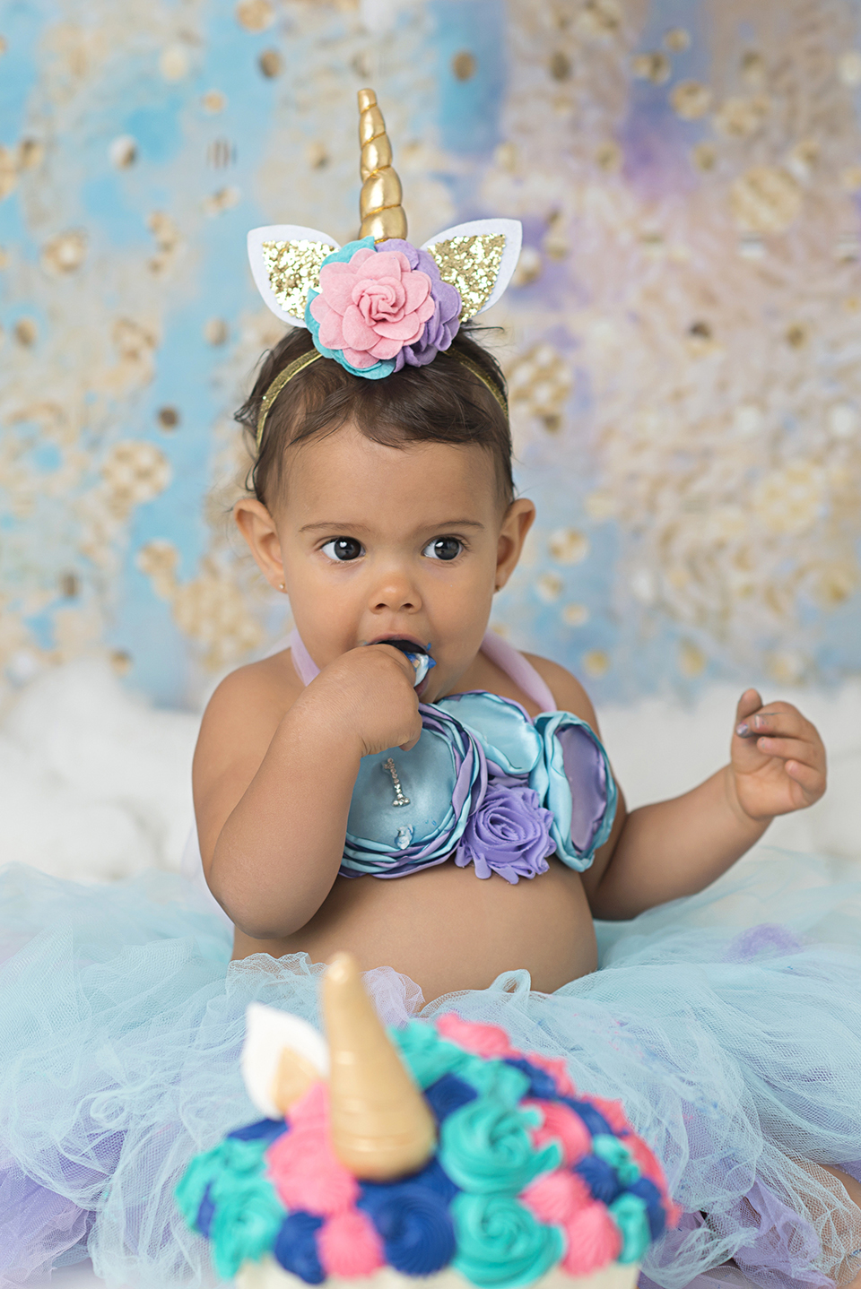 Ensaio-infantil; fotografia-de-acompanhamento; acompanhamento-de-bebes; fotografia-infantil; estúdio-especializado-em-fotografia-infantil; fotografa-infantil; bebes-lindos; ensaio-com-bebês; 
fotografia-de-crianças; cake-smash; liana-lemos