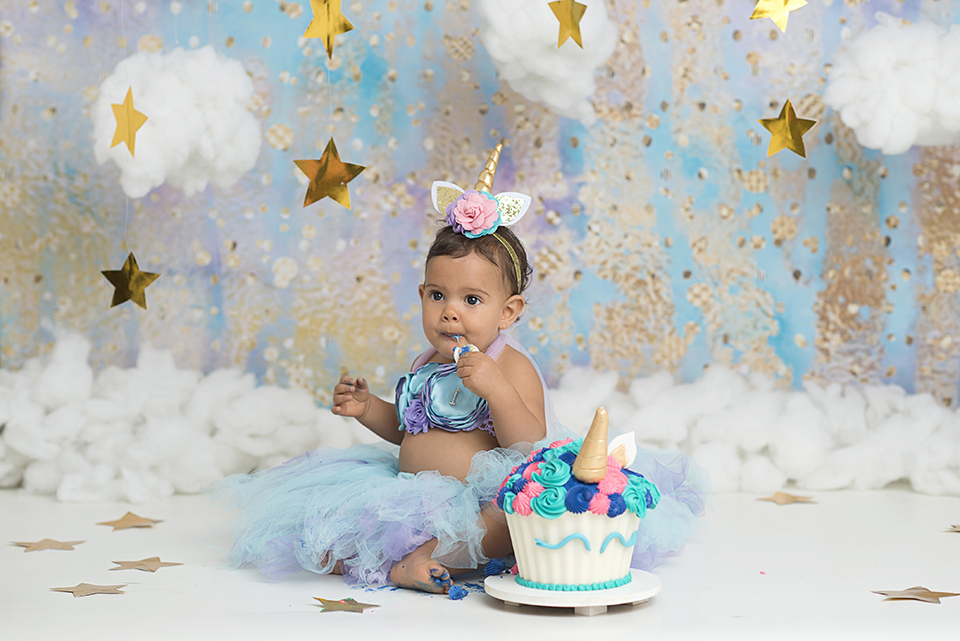 Ensaio-infantil; fotografia-de-acompanhamento; acompanhamento-de-bebes; fotografia-infantil; estúdio-especializado-em-fotografia-infantil; fotografa-infantil; bebes-lindos; ensaio-com-bebês; 
fotografia-de-crianças; cake-smash; liana-lemos