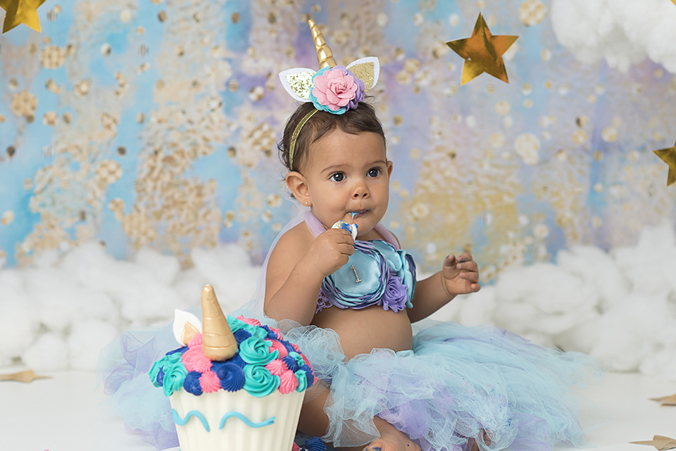 Ensaio-infantil; fotografia-de-acompanhamento; acompanhamento-de-bebes; fotografia-infantil; estúdio-especializado-em-fotografia-infantil; fotografa-infantil; bebes-lindos; ensaio-com-bebês; 
fotografia-de-crianças; cake-smash; liana-lemos