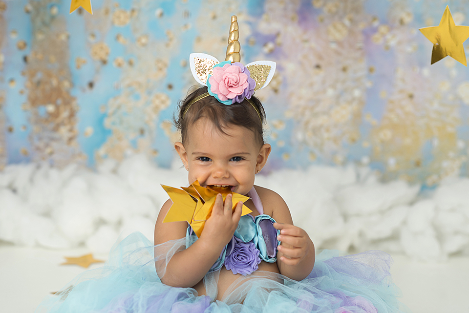 Ensaio-infantil; fotografia-de-acompanhamento; acompanhamento-de-bebes; fotografia-infantil; estúdio-especializado-em-fotografia-infantil; fotografa-infantil; bebes-lindos; ensaio-com-bebês; 
fotografia-de-crianças; cake-smash; liana-lemos