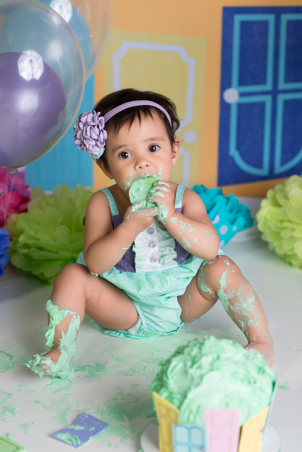 Ensaio-infantil; fotografia-de-acompanhamento; acompanhamento-de-bebes; fotografia-infantil; estúdio-especializado-em-fotografia-infantil; fotografa-infantil; bebes-lindos; ensaio-com-bebês; 
fotografia-de-crianças; cake-smash; smash-the-cake; liana-lemos