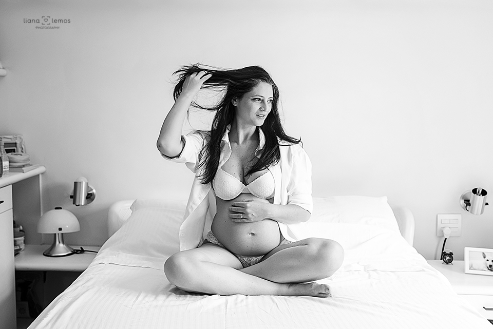 Ensaio-de-gestante-no-rio-de-janeiro; fotografia-de-gestante; fotografa-de-gestante-no-rio-de-janeiro; ensaio-de-gestante-lifestyle; ensaio-de-gestante-externo; estúdio-fotográfico-rio-de-janeiro; book-de-gestante, ensaio-de-gestante-intimista