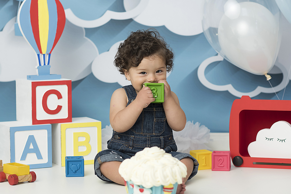 Ensaio-infantil; fotografia-de-acompanhamento; acompanhamento-de-bebes; fotografia-infantil; estúdio-especializado-em-fotografia-infantil; fotografa-infantil; bebes-lindos; ensaio-com-bebês; 
fotografia-de-crianças; cake-smash; smash-the-cake; liana-lemos