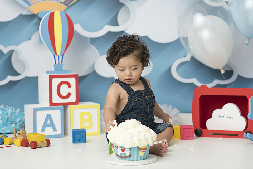 Ensaio-infantil; fotografia-de-acompanhamento; acompanhamento-de-bebes; fotografia-infantil; estúdio-especializado-em-fotografia-infantil; fotografa-infantil; bebes-lindos; ensaio-com-bebês; 
fotografia-de-crianças; cake-smash; smash-the-cake; liana-lemos