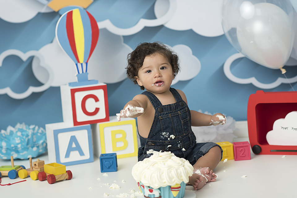 Ensaio-infantil; fotografia-de-acompanhamento; acompanhamento-de-bebes; fotografia-infantil; estúdio-especializado-em-fotografia-infantil; fotografa-infantil; bebes-lindos; ensaio-com-bebês; 
fotografia-de-crianças; cake-smash; smash-the-cake; liana-lemos