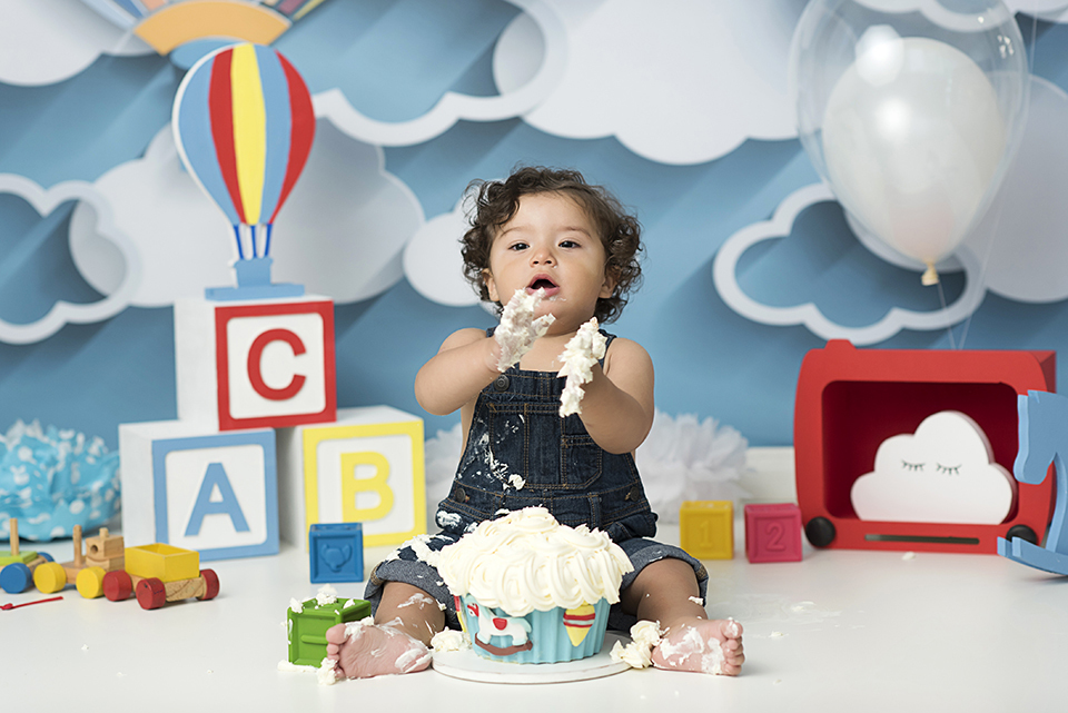 Ensaio-infantil; fotografia-de-acompanhamento; acompanhamento-de-bebes; fotografia-infantil; estúdio-especializado-em-fotografia-infantil; fotografa-infantil; bebes-lindos; ensaio-com-bebês; 
fotografia-de-crianças; cake-smash; smash-the-cake; liana-lemos