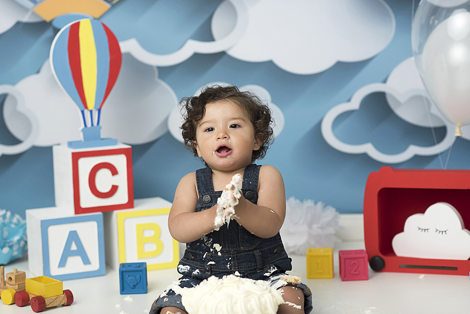 Ensaio-infantil; fotografia-de-acompanhamento; acompanhamento-de-bebes; fotografia-infantil; estúdio-especializado-em-fotografia-infantil; fotografa-infantil; bebes-lindos; ensaio-com-bebês; 
fotografia-de-crianças; cake-smash; smash-the-cake; liana-lemos