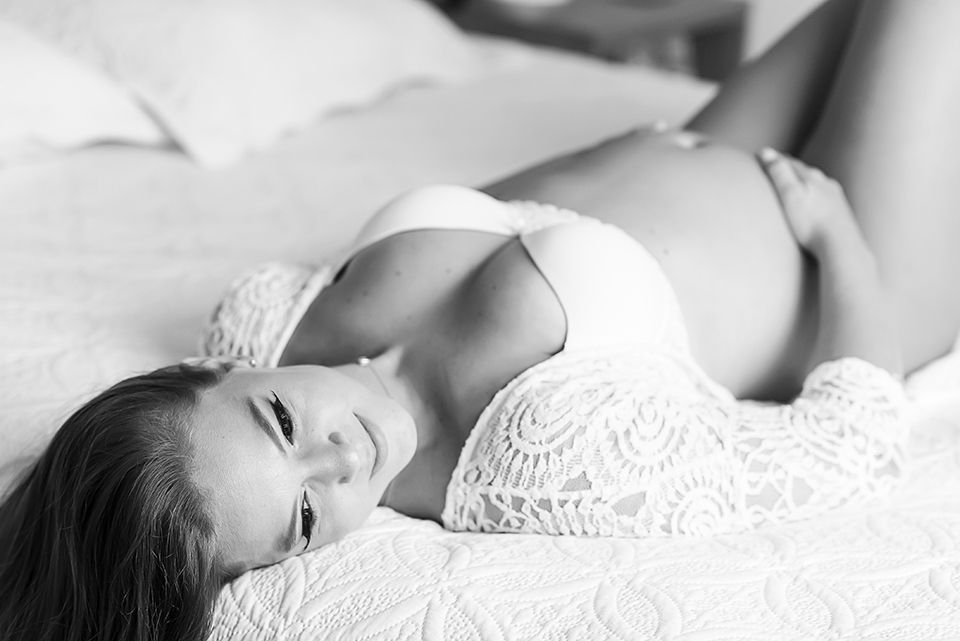 Ensaio-de-gestante-no-rio-de-janeiro; fotografia-de-gestante; fotografa-de-gestante-no-rio-de-janeiro; ensaio-de-gestante-lifestyle; ensaio-de-gestante-externo; estúdio-fotográfico-rio-de-janeiro; book-de-gestante, ensaio-de-gestante