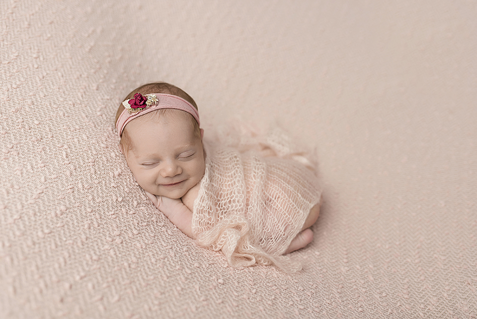 ensaio newborn; estudio de fotografia de recém nascidos; fotografia newborn; fotos de bebes; ensaio de recém nascidos; estúdio especializado em newborn no rio de janeiro; baby; bebes; fotografa newborn no rio de janeiro
