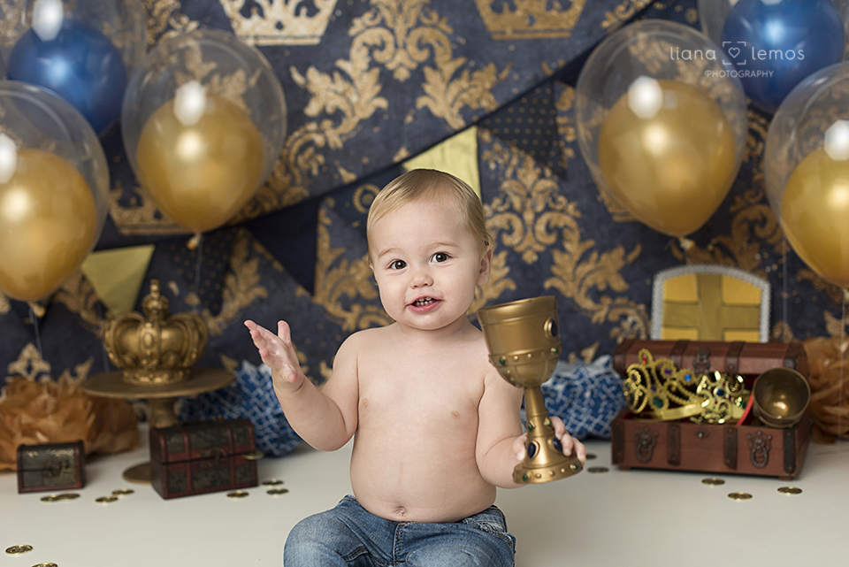 Ensaio-infantil; fotografia-de-acompanhamento; acompanhamento-de-bebes; fotografia-infantil; estúdio-especializado-em-fotografia-infantil; fotografa-infantil; bebes-lindos; ensaio-com-bebês; 
fotografia-de-crianças; cake-smash; smash-the-cake; liana-lemos