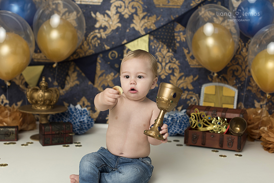 Ensaio-infantil; fotografia-de-acompanhamento; acompanhamento-de-bebes; fotografia-infantil; estúdio-especializado-em-fotografia-infantil; fotografa-infantil; bebes-lindos; ensaio-com-bebês; 
fotografia-de-crianças; cake-smash; smash-the-cake; liana-lemos