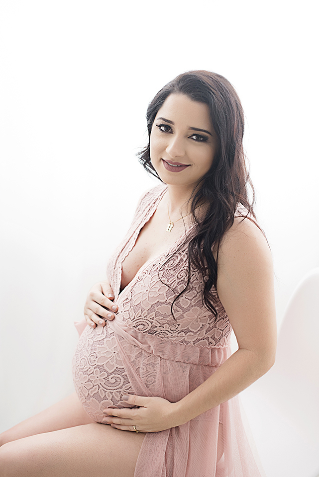 Ensaio-de-gestante-no-rio-de-janeiro; fotografia-de-gestante; fotografa-de-gestante-no-rio-de-janeiro; ensaio-de-gestante-lifestyle; ensaio-de-gestante-externo; estúdio-fotográfico-rio-de-janeiro; book-de-gestante, ensaio-de-gestante-intimista; ensaio-de-