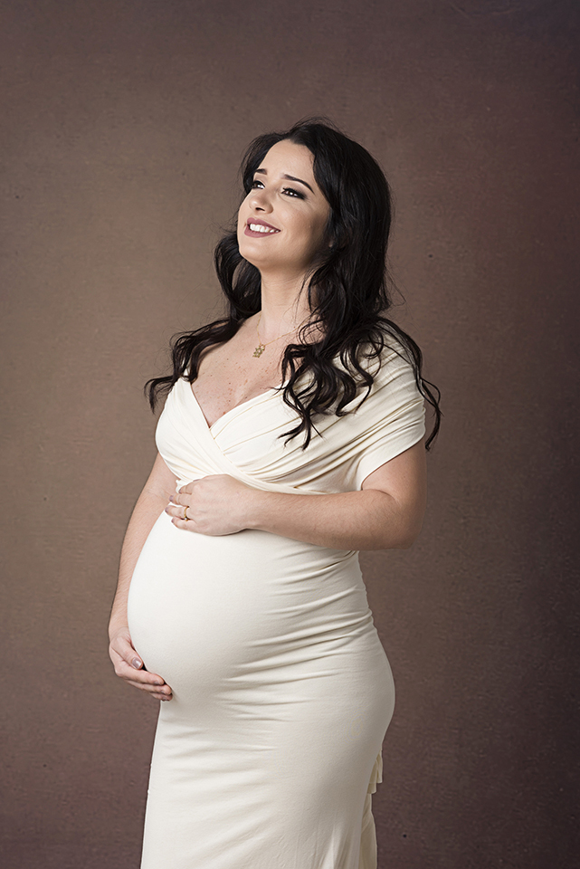 Ensaio-de-gestante-no-rio-de-janeiro; fotografia-de-gestante; fotografa-de-gestante-no-rio-de-janeiro; ensaio-de-gestante-lifestyle; ensaio-de-gestante-externo; estúdio-fotográfico-rio-de-janeiro; book-de-gestante, ensaio-de-gestante-intimista; ensaio-de-