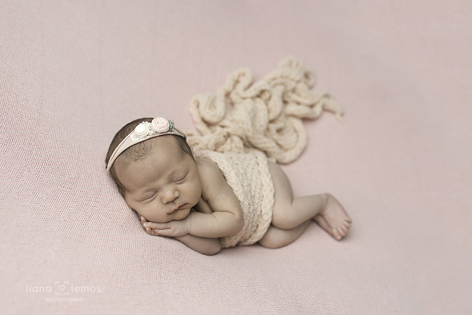  Ensaio-newborn; newborn-rio-de-janeiro; estudio-newborn; fotografia-newborn; ensaio-de-recem-nascido; fotografia-e-recem-nascido; fotografa-de-bebes; fotografa-de-bebes-rio-de-janeiro; estudio-especializado-em-fotografia-newborn
