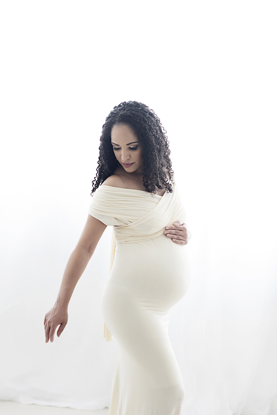 Ensaio-de-gestante-no-rio-de-janeiro; fotografia-de-gestante; fotografa-de-gestante-no-rio-de-janeiro; ensaio-de-gestante-lifestyle; ensaio-de-gestante-externo; estúdio-fotográfico-rio-de-janeiro; book-de-gestante, ensaio-de-gestante-intimista; ensaio-de-