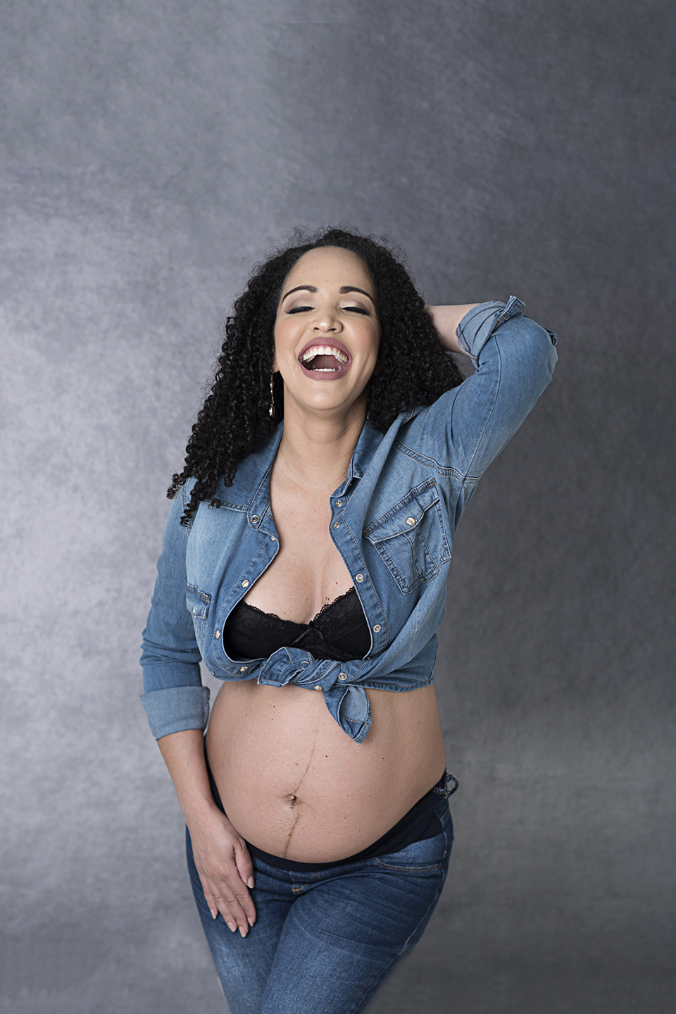 Ensaio-de-gestante-no-rio-de-janeiro; fotografia-de-gestante; fotografa-de-gestante-no-rio-de-janeiro; ensaio-de-gestante-lifestyle; ensaio-de-gestante-externo; estúdio-fotográfico-rio-de-janeiro; book-de-gestante, ensaio-de-gestante-intimista; ensaio-de-