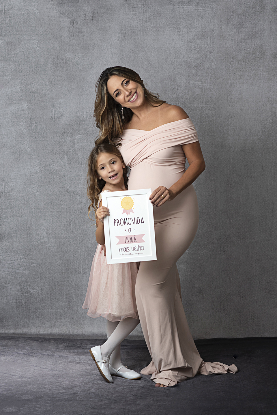 
Ensaio-de-gestante-no-rio-de-janeiro; fotografia-de-gestante; fotografa-de-gestante-no-rio-de-janeiro; ensaio-de-gestante-lifestyle; ensaio-de-gestante-externo; estúdio-fotográfico-rio-de-janeiro; book-de-gestante, ensaio-de-gestante-intimista; ensaio-de