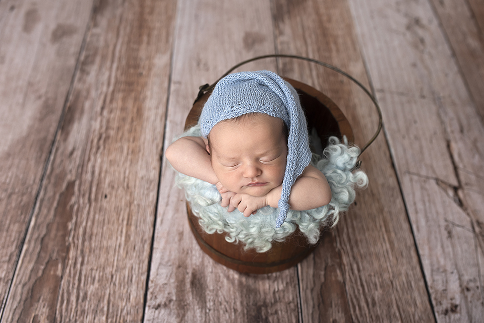 #fotografianewborn #newbornrj #newbron #fotografanewborn #newborphotos #newbornphotography #inspiredbycolors #maedemenina #maedemenino #maternidade #maesrj #instababy #bebes #ensaioderecemnascido #recemnascido #fotografanewborn #fotografadefamilia