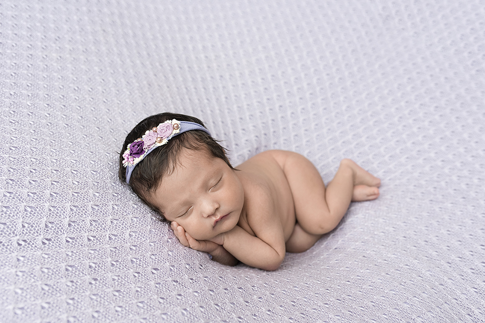 #fotografianewborn #newbornrj #newbron #fotografanewborn #newborphotos #newbornphotography #inspiredbycolors #maedemenina #maedemenino #maternidade #maesrj #instababy #bebes #ensaioderecemnascido #recemnascido #fotografanewborn #fotografadefamilia #fotogr