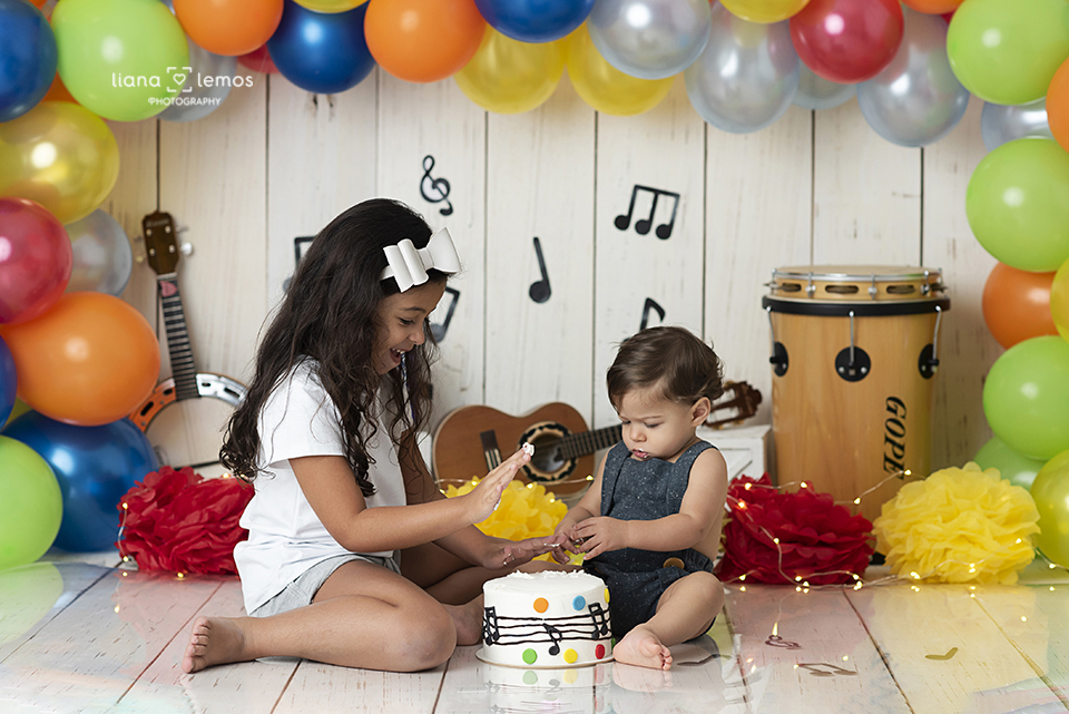 Ensaio-infantil; fotografia-de-acompanhamento; acompanhamento-de-bebes; fotografia-infantil; estúdio-especializado-em-fotografia-infantil; fotografa-infantil; bebes-lindos; ensaio-com-bebês; 
fotografia-de-crianças; cake-smash; smash-the-cake; liana-lemos