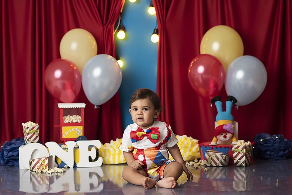 Smash_the_cake_circo