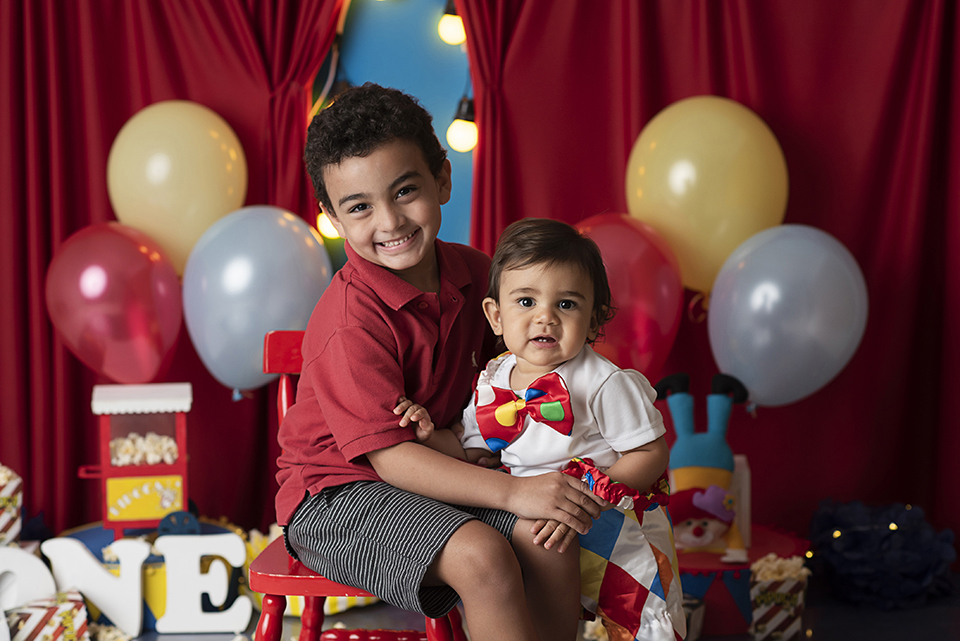 Smash_the_cake_circo