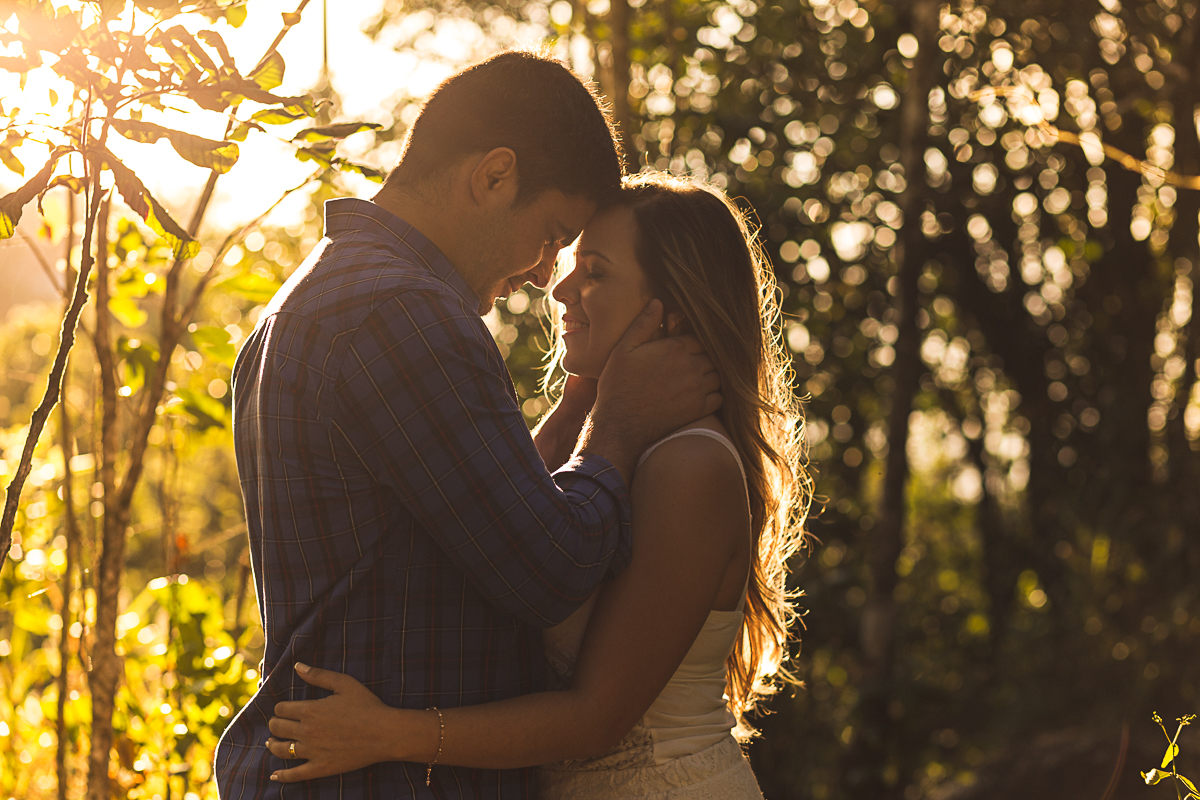 ensaio casal, pre wedding, wedding, casamento emelly e renato, serra negra, love, amor, lifestyle, por do sol, sunset, happy, natureza, fotografia casal