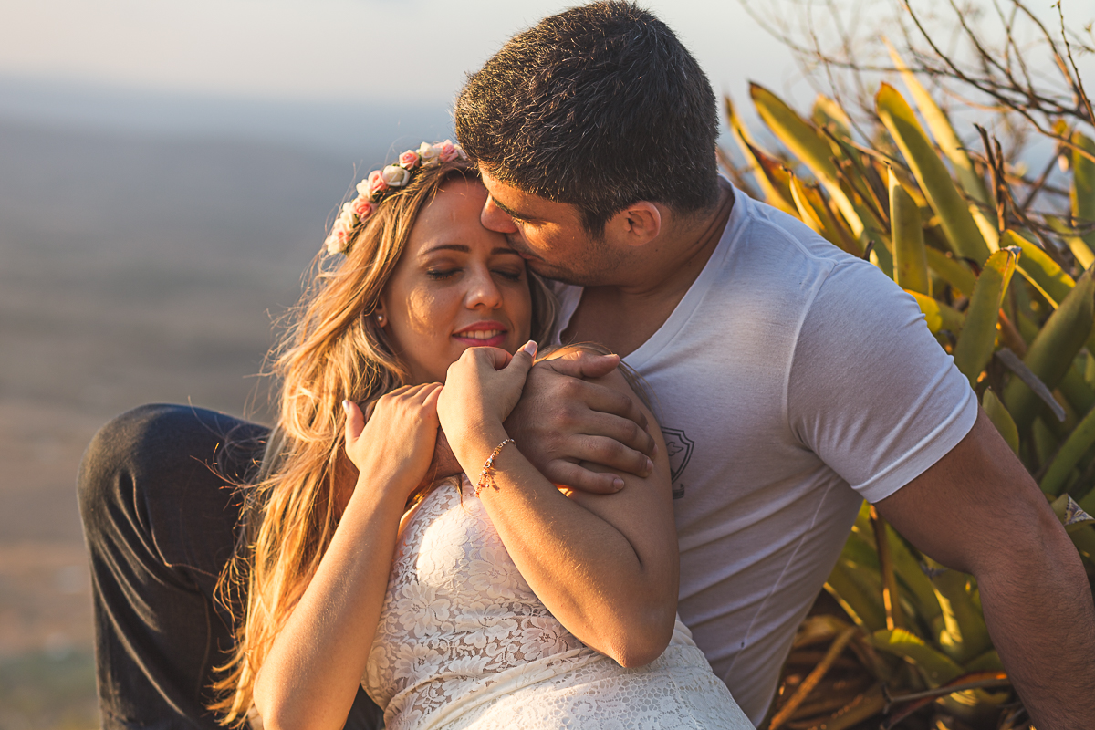 ensaio casal, pre wedding, wedding, casamento emelly e renato, serra negra, love, amor, lifestyle, por do sol, sunset, happy, natureza, fotografia casal