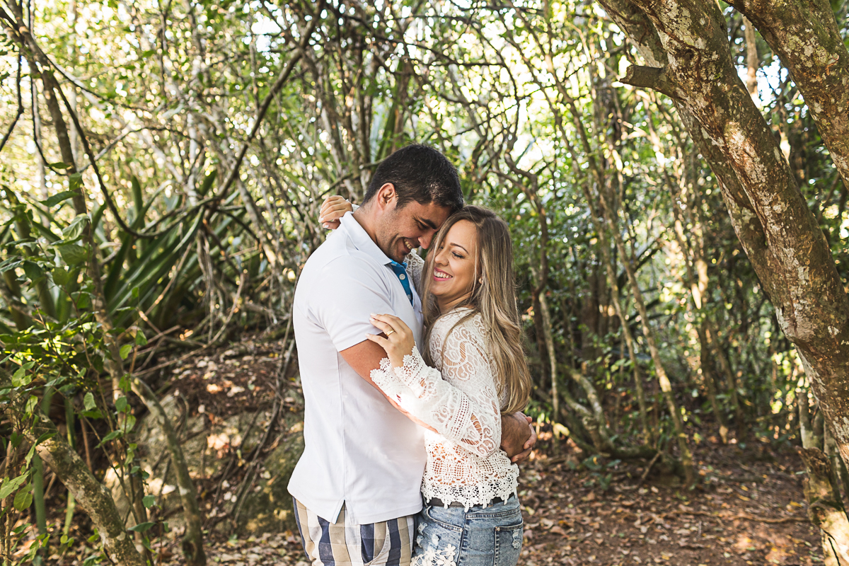 ensaio casal, pre wedding, wedding, casamento emelly e renato, serra negra, love, amor, lifestyle, por do sol, sunset, happy, natureza, fotografia casal