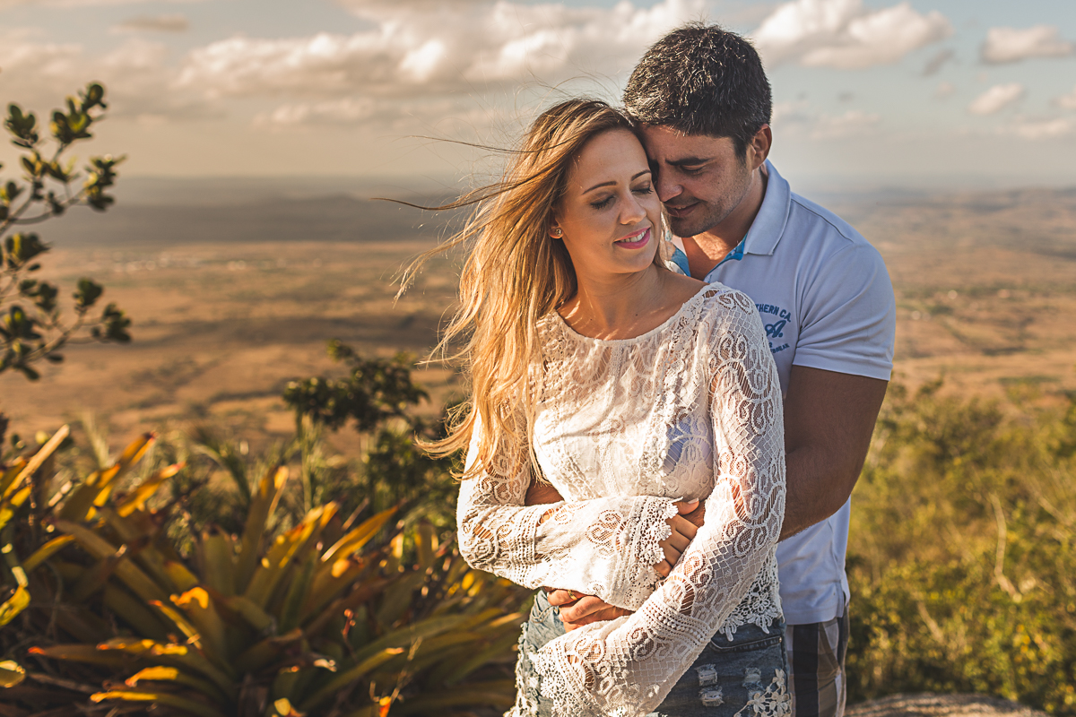 ensaio casal, pre wedding, wedding, casamento emelly e renato, serra negra, love, amor, lifestyle, por do sol, sunset, happy, natureza, fotografia casal