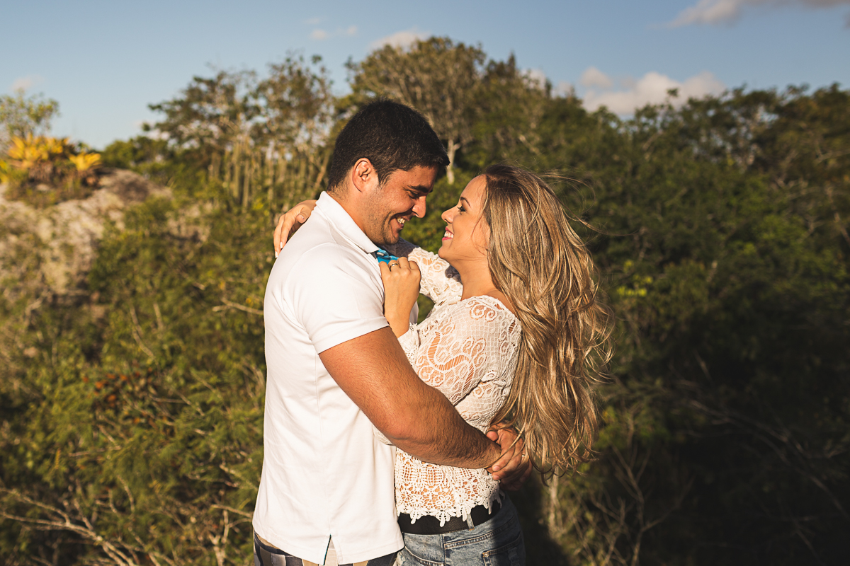 ensaio casal, pre wedding, wedding, casamento emelly e renato, serra negra, love, amor, lifestyle, por do sol, sunset, happy, natureza, fotografia casal